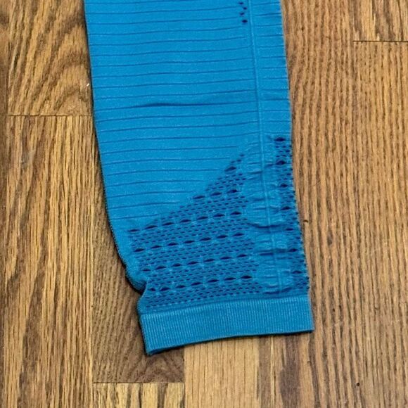 Gymshark Energy Laser Cut Dark Teal Leggings. Size Small. - Picture 4 of 7